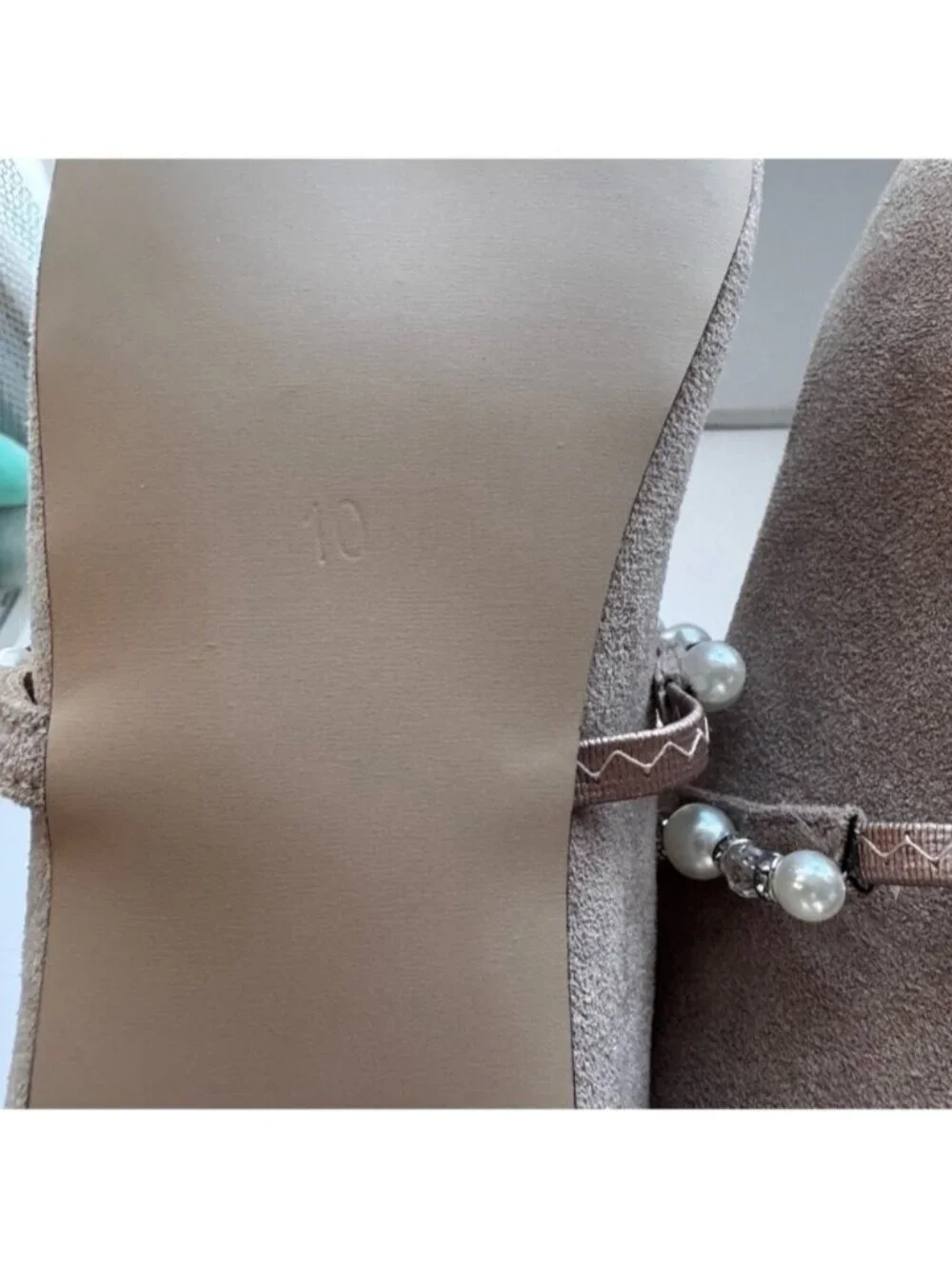 Women Slip on Pearl Strap FOWT Size 10 Flats Beige